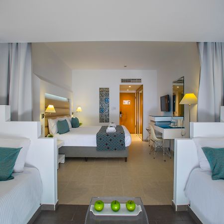 Leonardo Cypria Bay Hotel Geroskipou Ngoại thất bức ảnh
