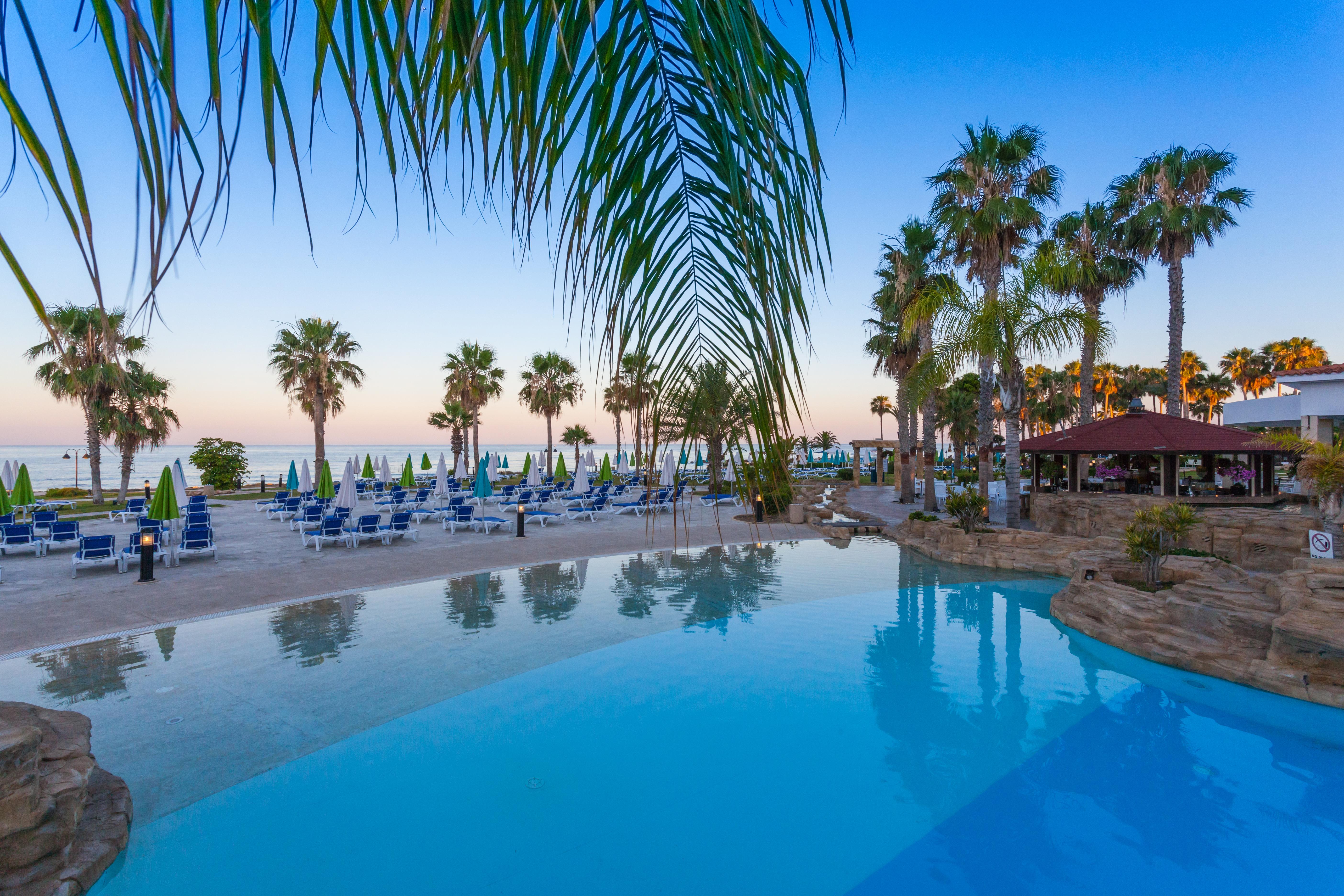 Leonardo Cypria Bay Hotel Geroskipou Ngoại thất bức ảnh