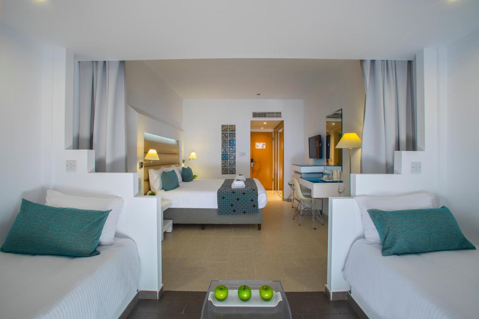Leonardo Cypria Bay Hotel Geroskipou Phòng bức ảnh